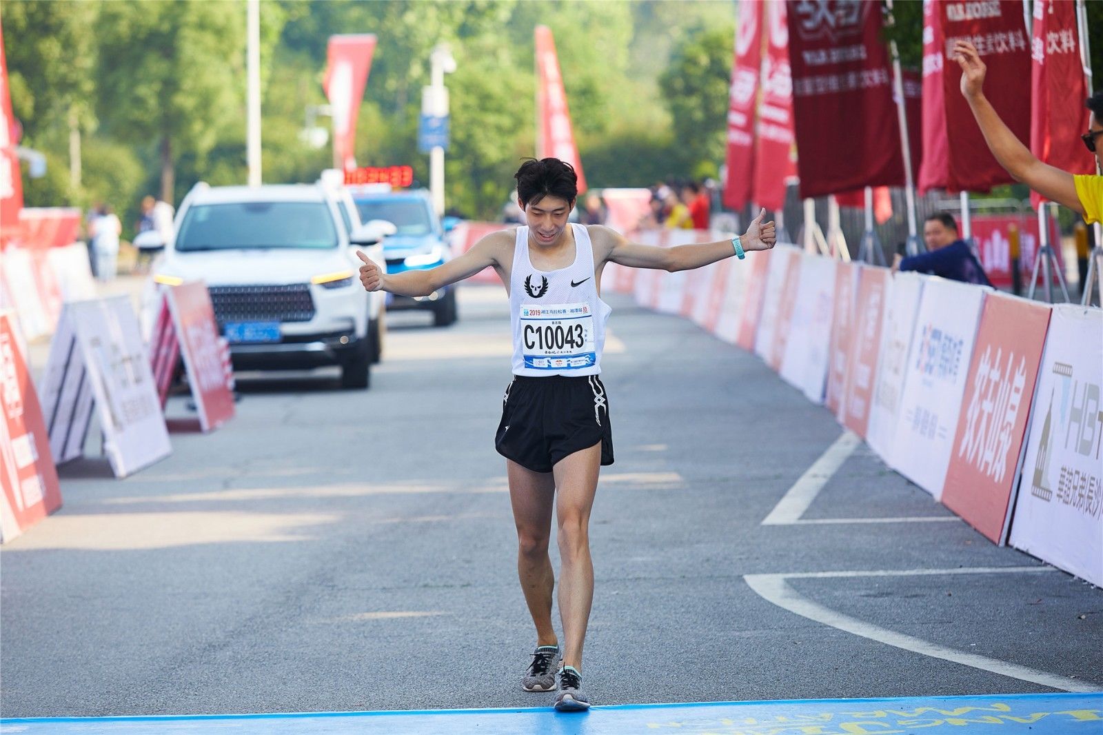 湖南JN江南体育管理有限公司