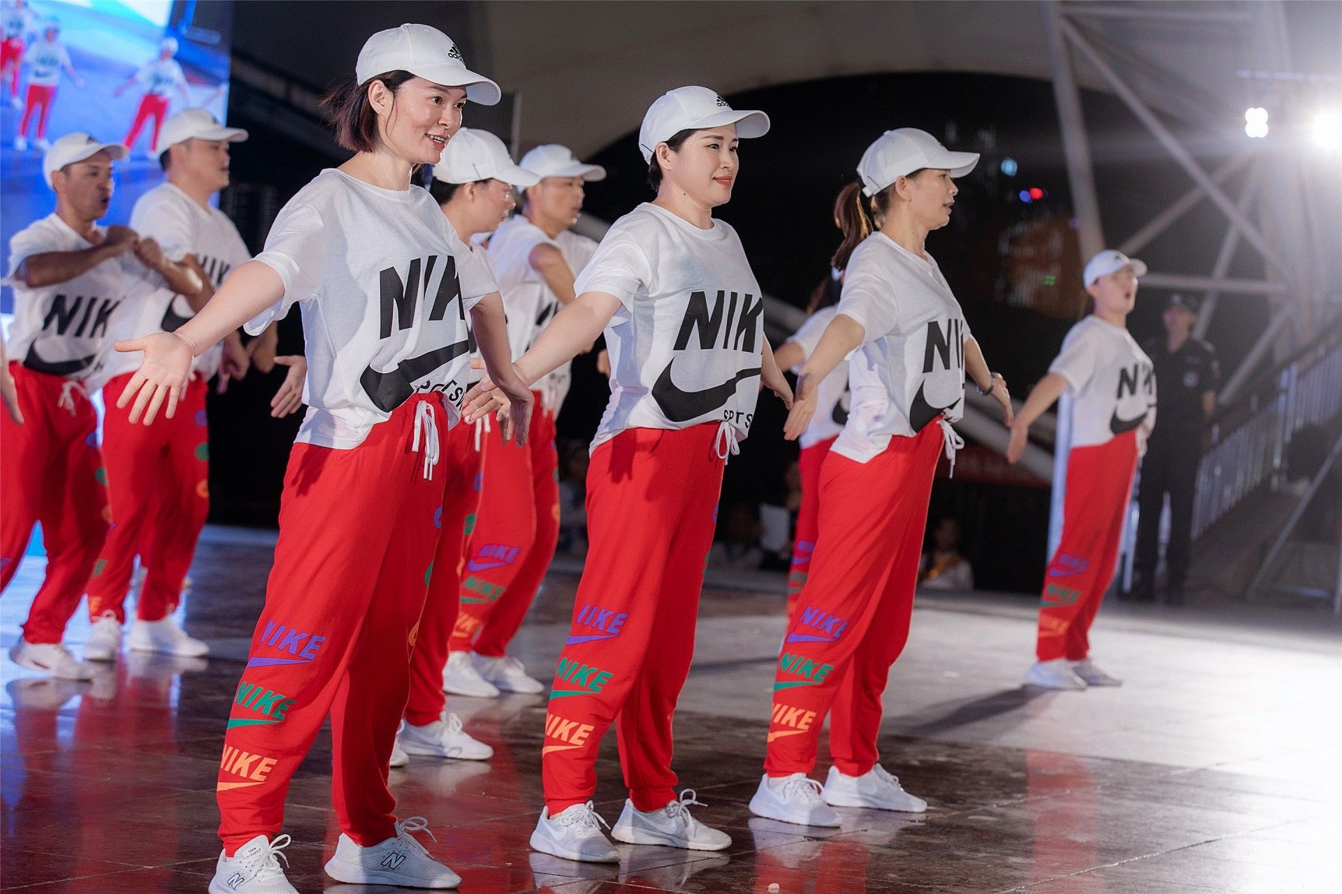 湖南JN江南体育管理有限公司