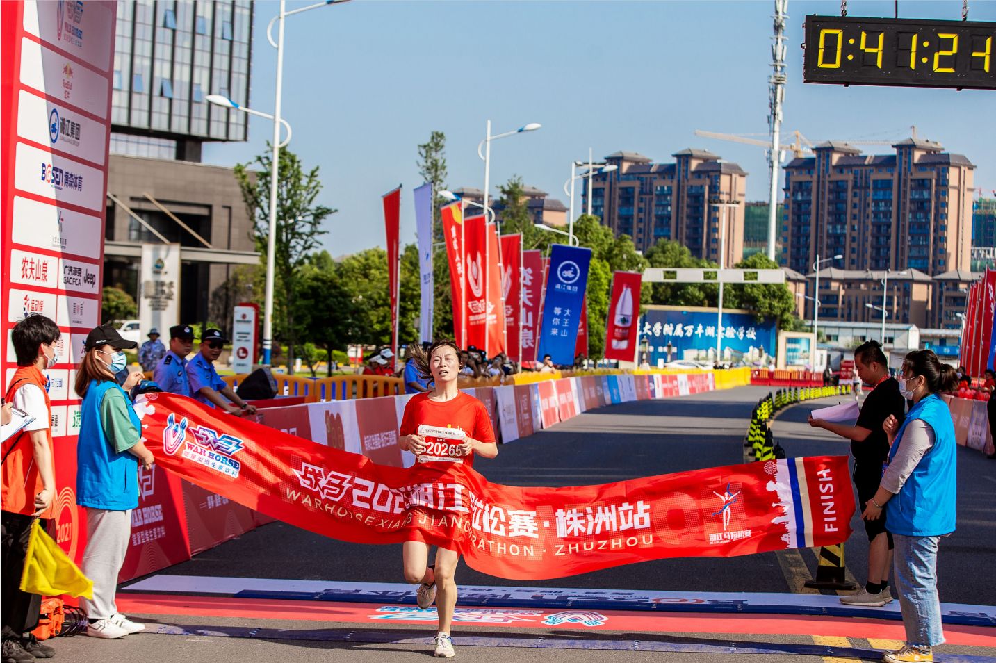 湖南JN江南体育管理有限公司