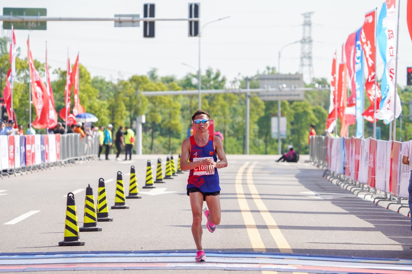 湖南JN江南体育管理有限公司