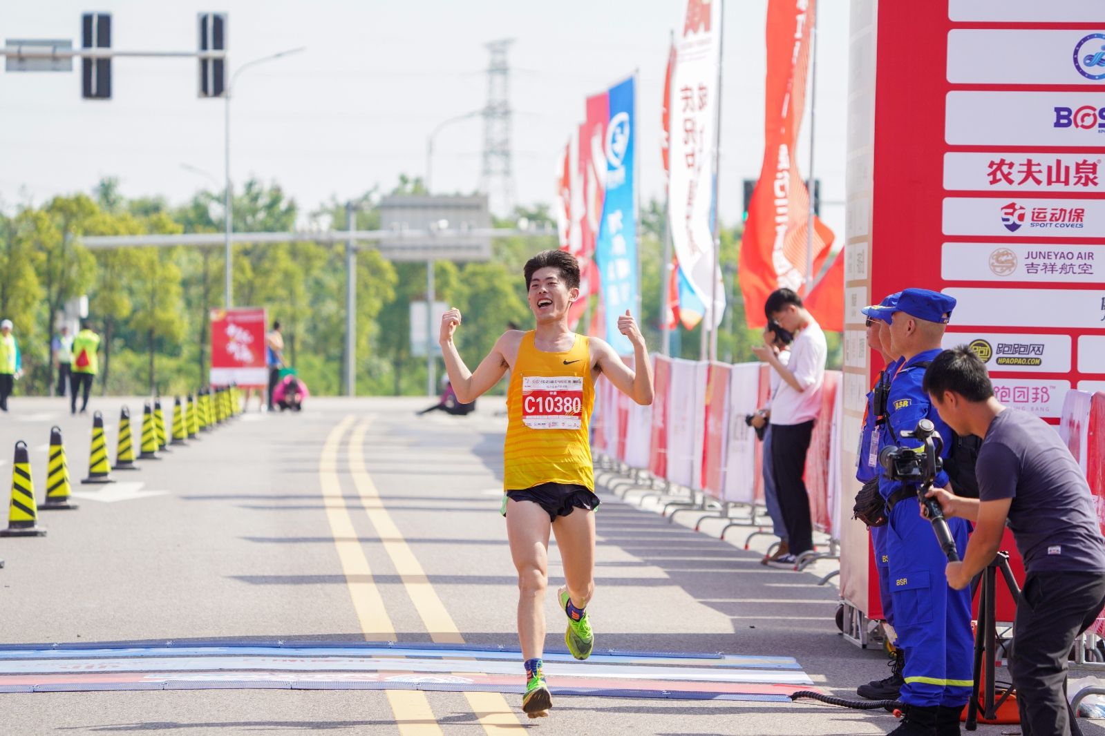 湖南JN江南体育管理有限公司