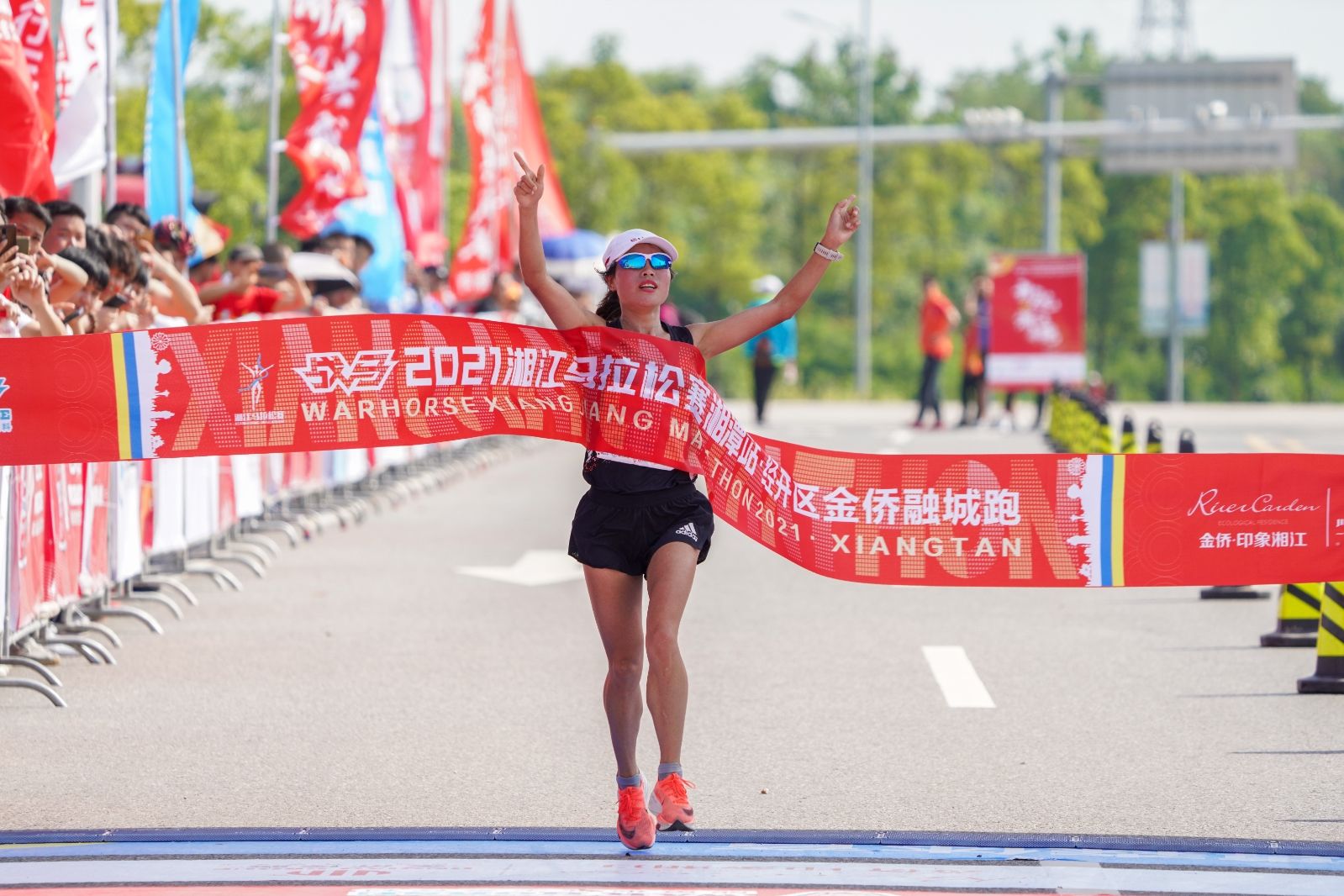 湖南JN江南体育管理有限公司