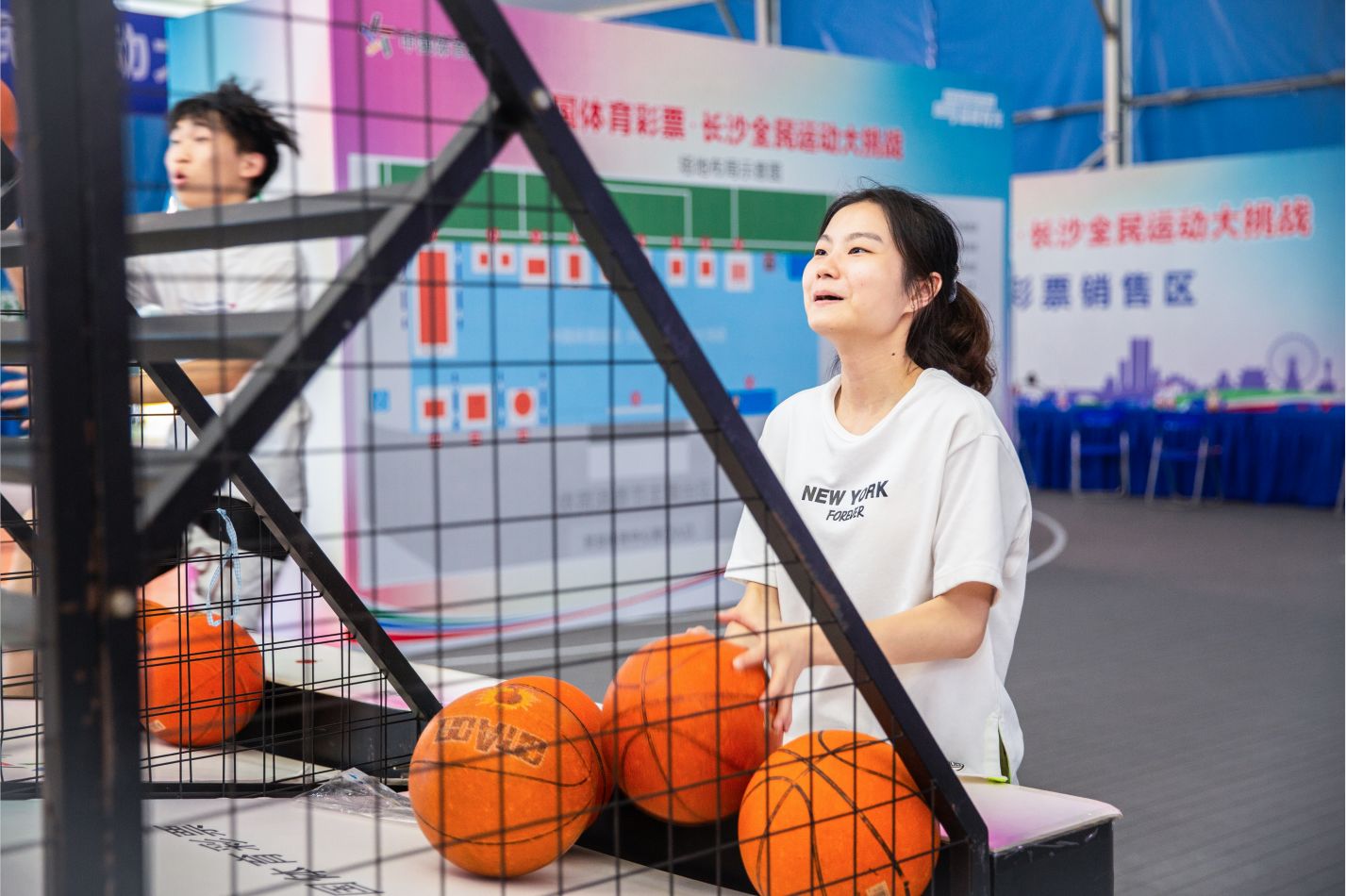 湖南JN江南体育管理有限公司